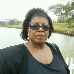 Meet your Posher, Joyce